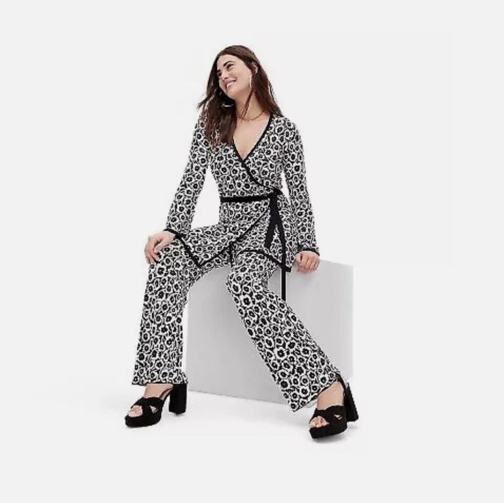 Diane Von Furstenberg - Target Collab - Cardigan Poppy Sweater & pants size XXS